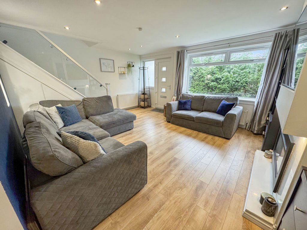Yarrow Crescent